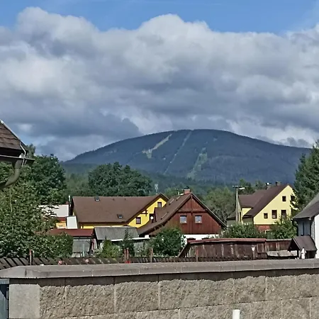 U Halířů 3* Mladé Buky